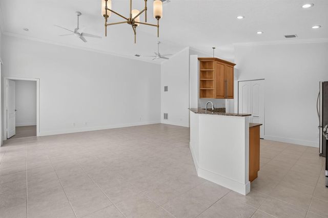 19303 SW 60th Court, Pembroke Pines, FL 33332