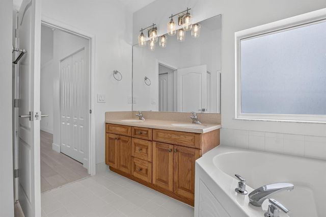 19303 SW 60th Court, Pembroke Pines, FL 33332