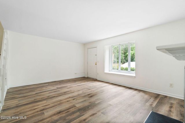 210 Cobblestone Drive, Wilmington, NC 28405