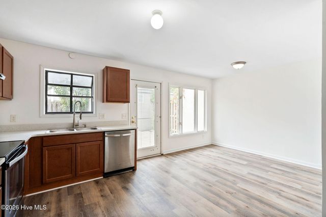 210 Cobblestone Drive, Wilmington, NC 28405