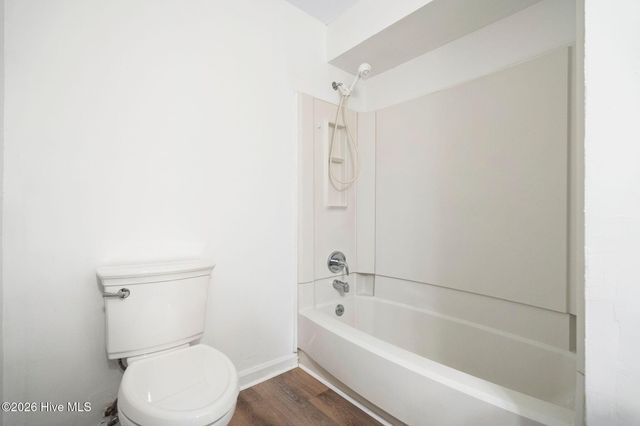 210 Cobblestone Drive, Wilmington, NC 28405