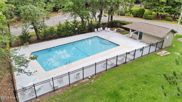 210 Cobblestone Drive, Wilmington, NC 28405