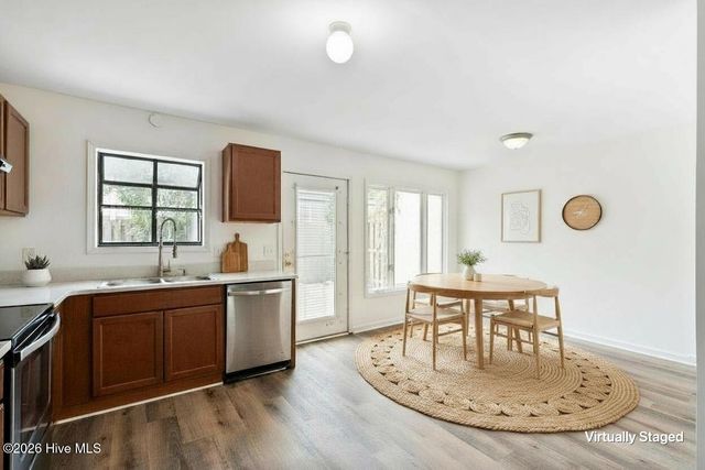 210 Cobblestone Drive, Wilmington, NC 28405