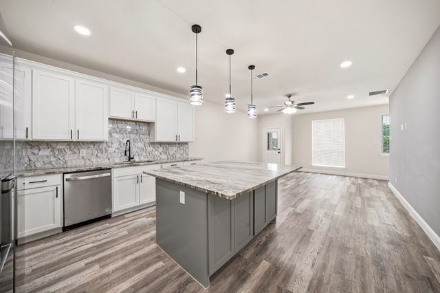 1609 Mignon Drive, Arlington, TX 76010