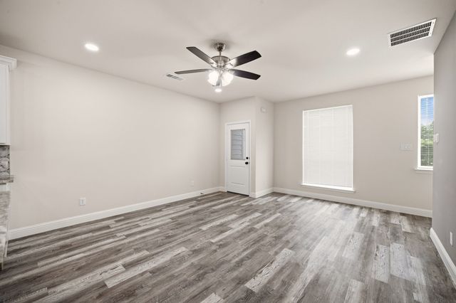 1609 Mignon Drive, Arlington, TX 76010