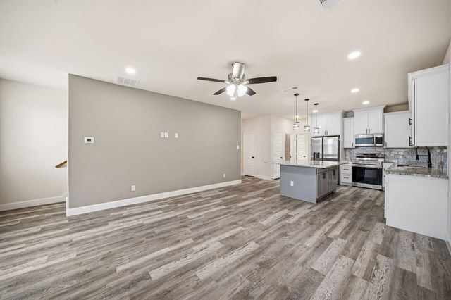 1609 Mignon Drive, Arlington, TX 76010