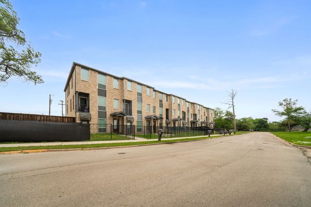 1609 Mignon Drive, Arlington, TX 76010