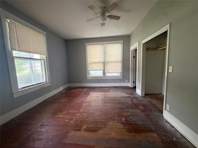 430 Faucett Street, Blossom, TX 75416