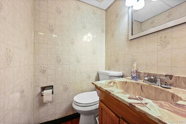 3993 Fulton Avenue, Seaford, NY 11783