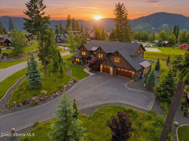 11231 N MCCALL FALLS DR, Hayden, ID 83835