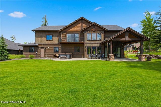 11231 N MCCALL FALLS DR, Hayden, ID 83835