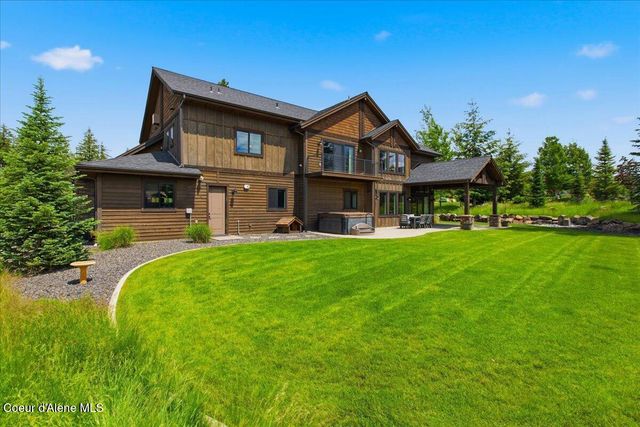11231 N MCCALL FALLS DR, Hayden, ID 83835