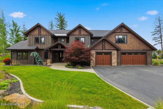 11231 N MCCALL FALLS DR, Hayden, ID 83835