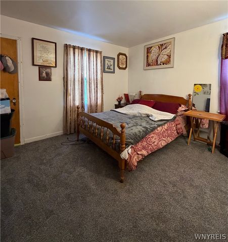 1915 Hyde Park Boulevard, Niagara Falls, NY 14305
