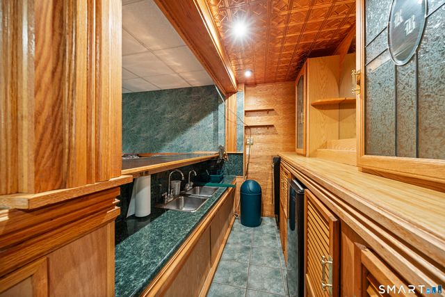 2 Saxon Woods Court, Cheshire, CT 06410