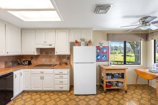 8837 Placitas Lane, Millville, CA 96062