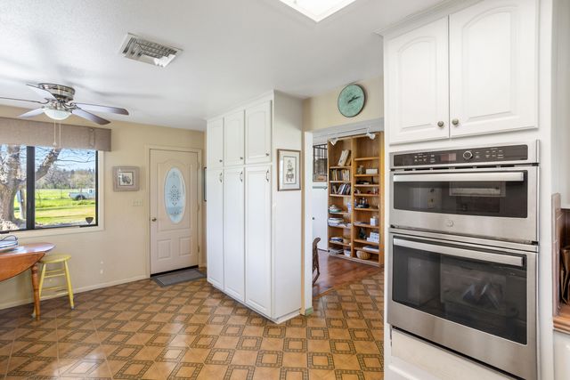 8837 Placitas Lane, Millville, CA 96062