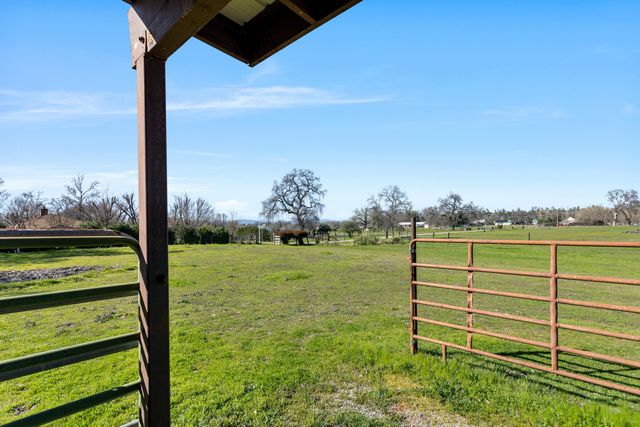 8837 Placitas Lane, Millville, CA 96062