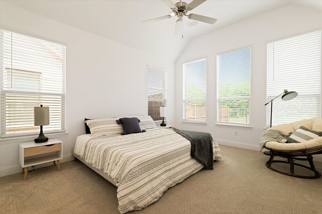 302 Dove Falls Drive, Argyle, TX 76226