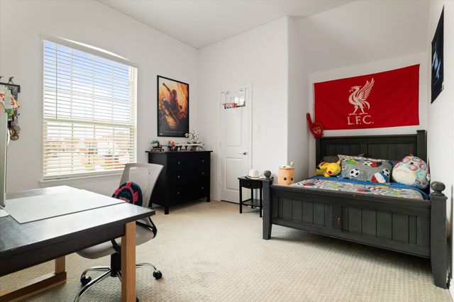 302 Dove Falls Drive, Argyle, TX 76226