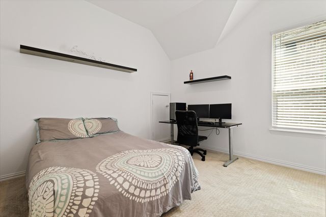 302 Dove Falls Drive, Argyle, TX 76226