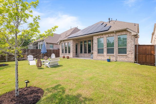 302 Dove Falls Drive, Argyle, TX 76226