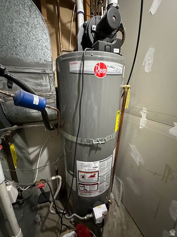 8084 W MELVILLE DR, Magna, UT 84044