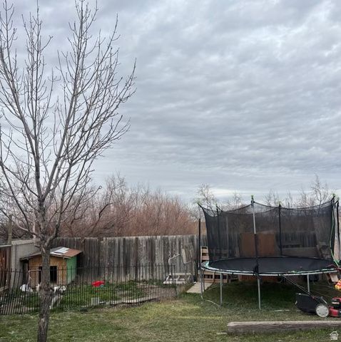 8084 W MELVILLE DR, Magna, UT 84044