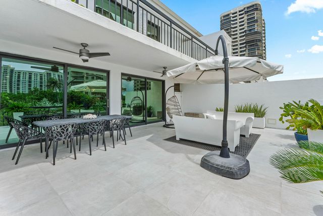 3966 N Ocean Drive 8, Riviera Beach, FL 33404