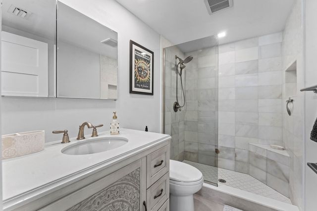 3966 N Ocean Drive 8, Riviera Beach, FL 33404