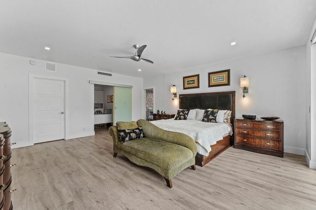 3966 N Ocean Drive 8, Riviera Beach, FL 33404