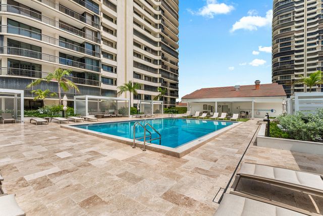 3966 N Ocean Drive 8, Riviera Beach, FL 33404