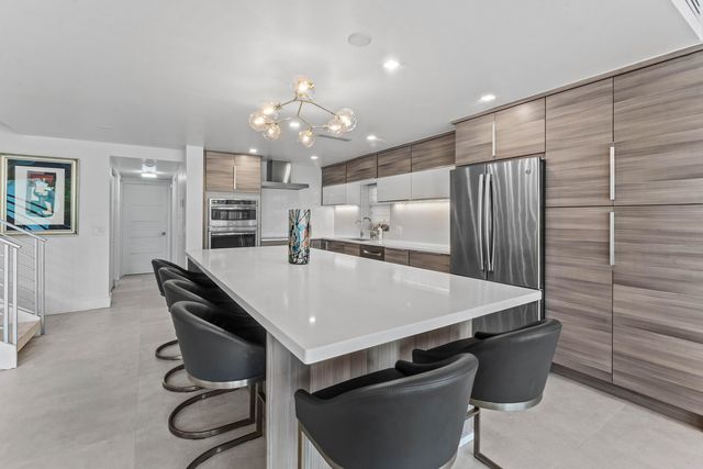 3966 N Ocean Drive 8, Riviera Beach, FL 33404
