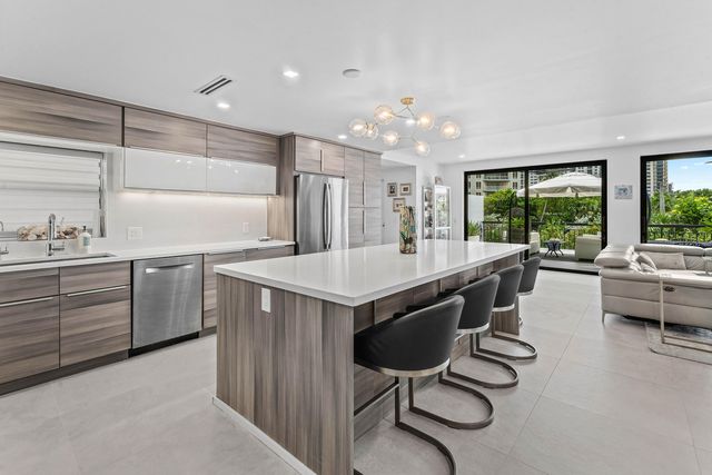 3966 N Ocean Drive 8, Riviera Beach, FL 33404