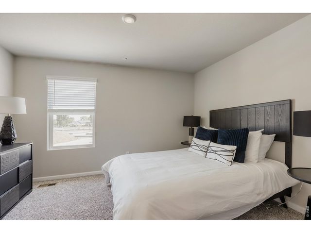 2416 HEYWORTH Ln NW, Fort Collins, CO 80524