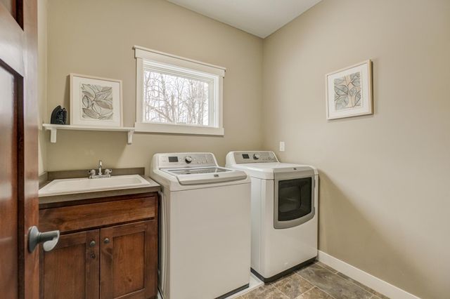 858 Fox Road, Lino Lakes, MN 55014