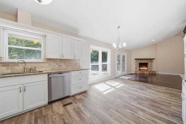 6635 S 222nd East Avenue, Broken Arrow, OK 74014