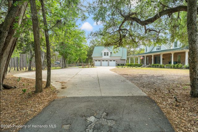 3431 Saturn Road, Brooksville, FL 34604