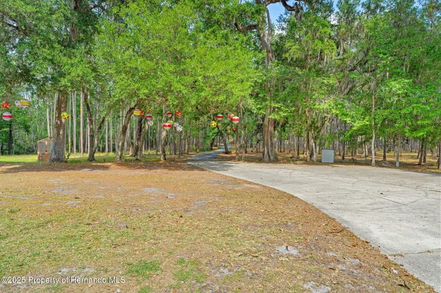 3431 Saturn Road, Brooksville, FL 34604