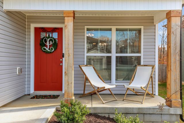 415 Hillside Dr, Clarksville, TN 37040