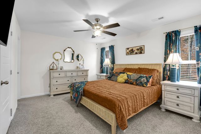 415 Hillside Dr, Clarksville, TN 37040