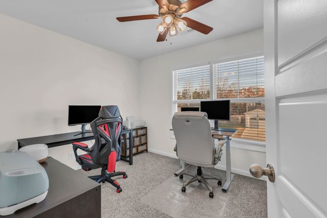 415 Hillside Dr, Clarksville, TN 37040