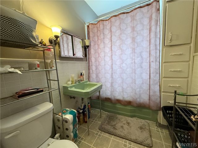 53 Domedion Avenue, Buffalo, NY 14211