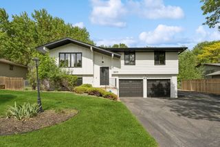 3870 Harbor Lane N, Plymouth, MN 55446