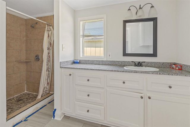 4020 Harvard St Street, Lake Charles, LA 70607