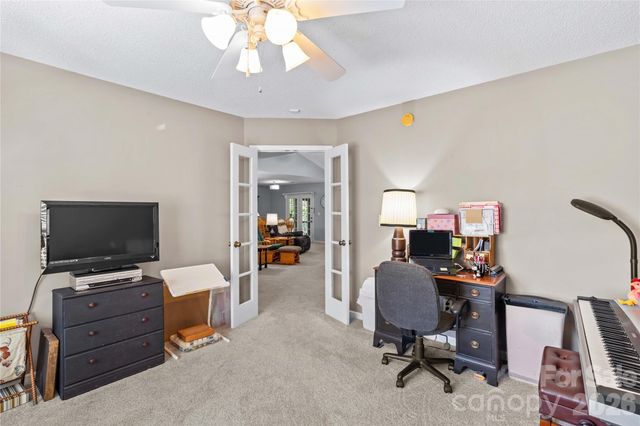 104 Parkers Grove Lane, Statesville, NC 28677