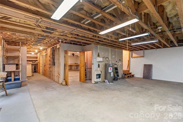 104 Parkers Grove Lane, Statesville, NC 28677