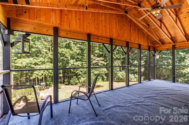 104 Parkers Grove Lane, Statesville, NC 28677
