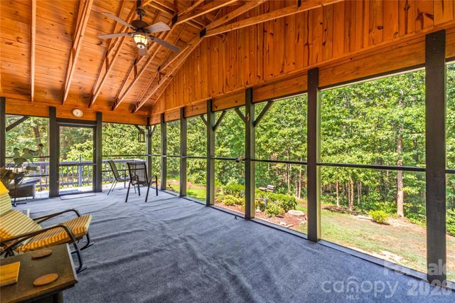 104 Parkers Grove Lane, Statesville, NC 28677