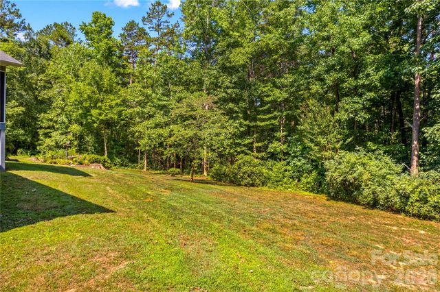 104 Parkers Grove Lane, Statesville, NC 28677
